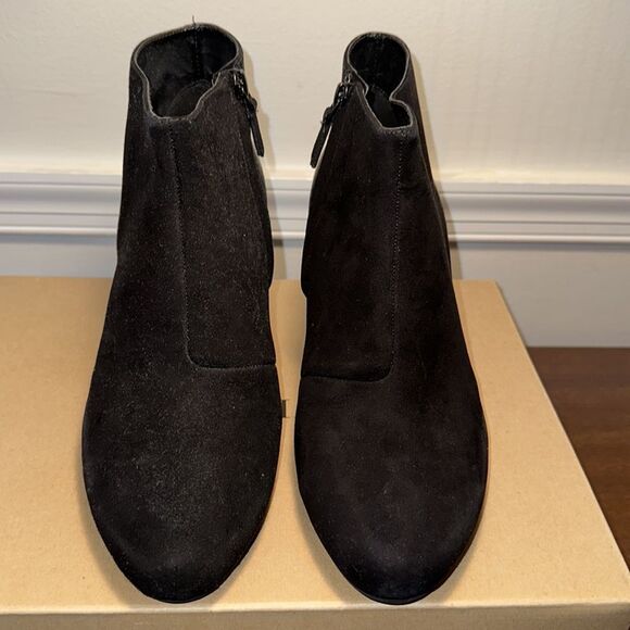 Women’s Cole Haan Miriam Short Boot Black Suede, Size 10, New in Box - Picture 6 of 10